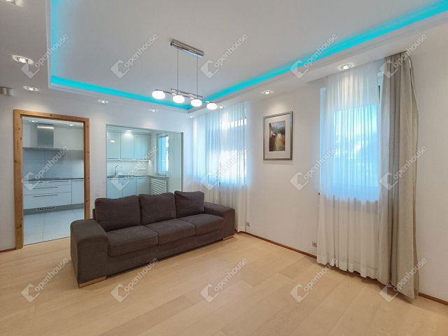 Eladó téglalakás, Sopronban 95.9 M Ft, 3 szobás