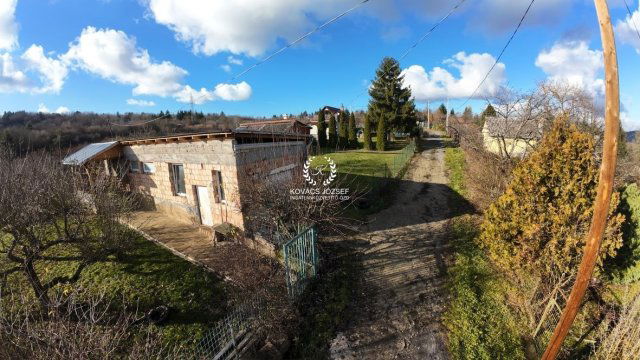 Eladó nyaraló, Ózdon 4.6 M Ft, 1 szobás / költözzbe.hu