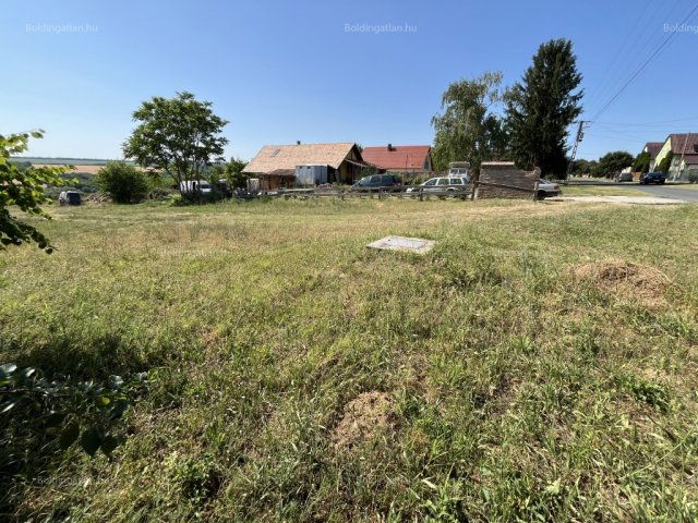 Eladó telek, Igalon 2.5 M Ft / költözzbe.hu
