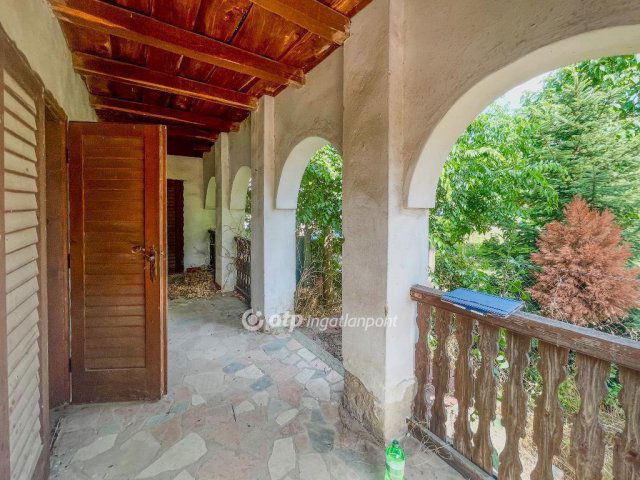 Eladó nyaraló, Téten 5.8 M Ft, 1+1 szobás / költözzbe.hu