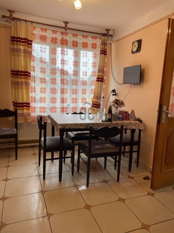 Eladó családi ház, Abonyban 32.9 M Ft, 2 szobás