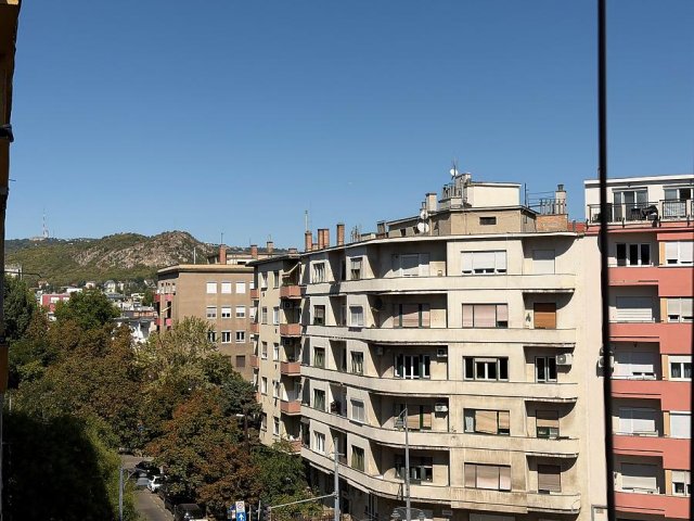 Eladó téglalakás, Budapesten, XI. kerületben, Ulászló utcában