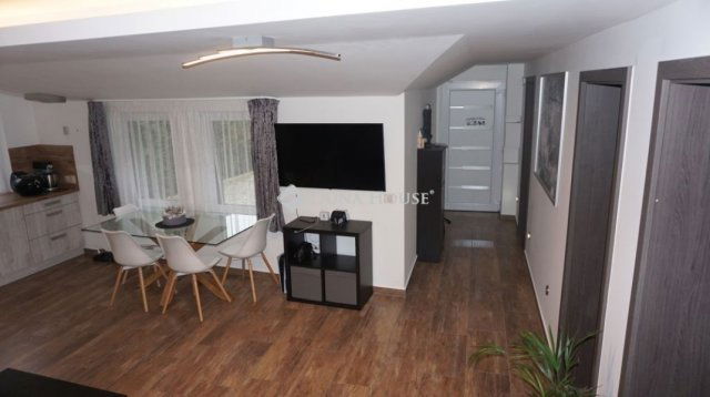 Eladó családi ház, Zalaegerszegen 129.9 M Ft, 6 szobás