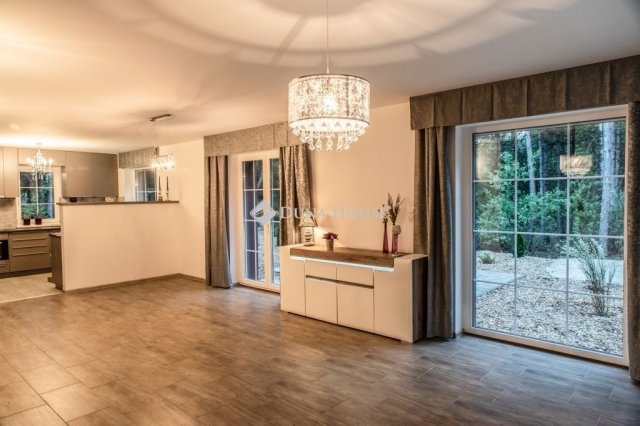 Eladó családi ház, Kecskeméten 147 M Ft, 5 szobás