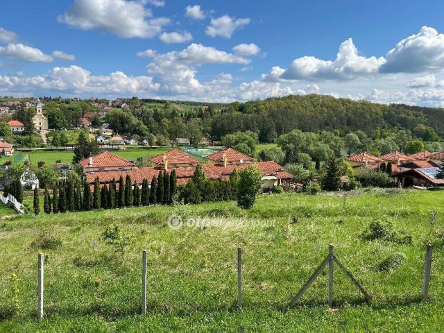 Eladó telek, Berkenyén 23.5 M Ft / költözzbe.hu