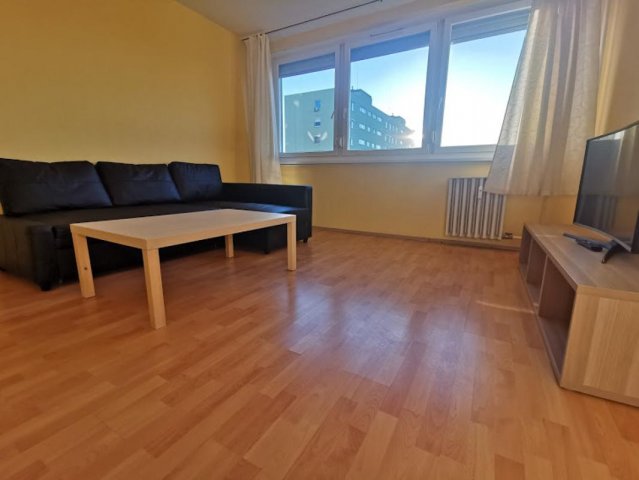 Eladó téglalakás, Budapesten, XIV. kerületben, Ond vezér útján