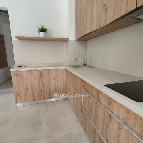 Kiadó téglalakás, albérlet, Nyíregyházán 200 E Ft / hó