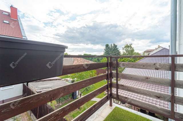 Eladó téglalakás, Budapesten, XV. kerületben 63.9 M Ft, 2 szobás