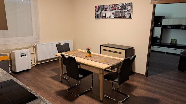 Kiadó téglalakás, albérlet, Debrecenben 260 E Ft / hó, 2 szobás