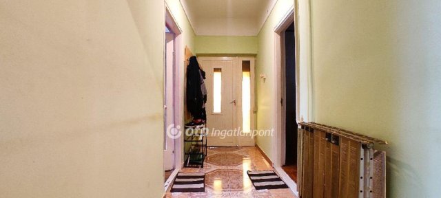 Eladó családi ház, Galgahévízen 38 M Ft, 3 szobás