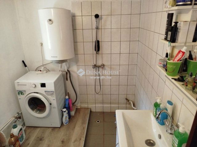 Eladó családi ház, Csongrádon 18.9 M Ft, 2 szobás