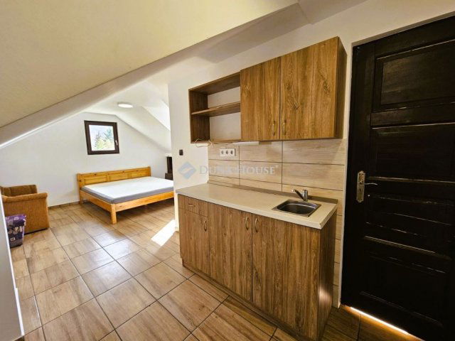 Eladó nyaraló, Piliscséven 56.397 M Ft, 4 szobás