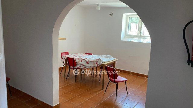 Eladó nyaraló, Fonyódon 115 M Ft, 6 szobás