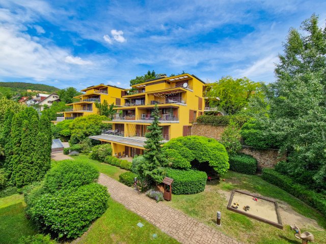 Eladó téglalakás, Budapesten, III. kerületben 111.75 M Ft