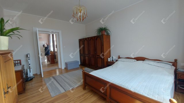 Eladó családi ház, Beleden 89.9 M Ft, 5 szobás