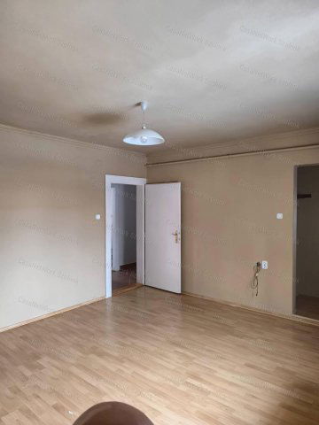 Kiadó téglalakás, albérlet, Martfűn 90 E Ft / hó, 1 szobás