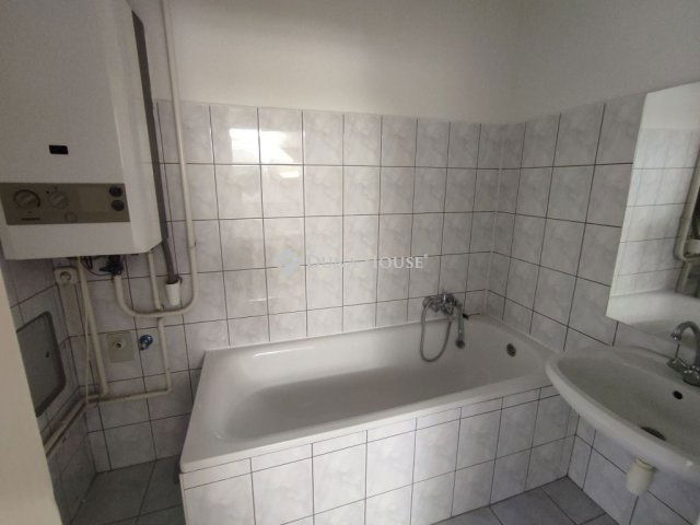 Eladó téglalakás, Kápolnásnyéken 57 M Ft, 1 szobás