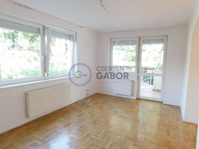 Eladó téglalakás, Debrecenben 73 M Ft, 2 szobás