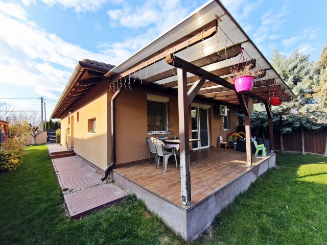 Eladó családi ház, Halásztelken 136.4 M Ft, 5 szobás