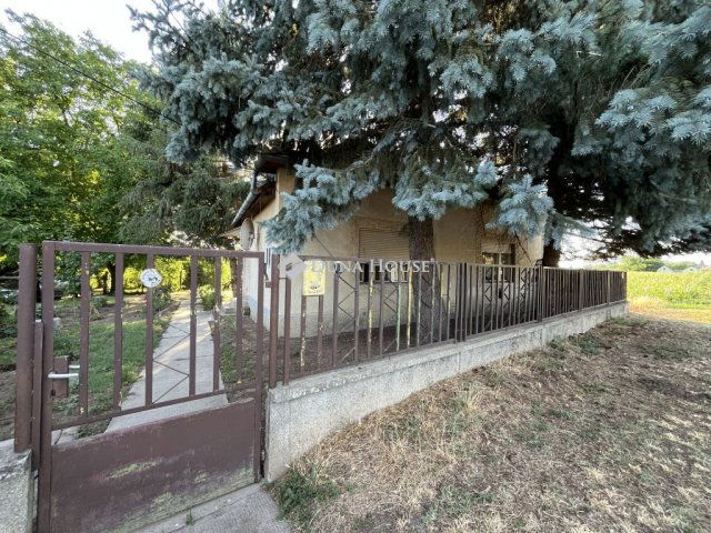 Eladó családi ház, Kajdacson 12.9 M Ft, 3 szobás