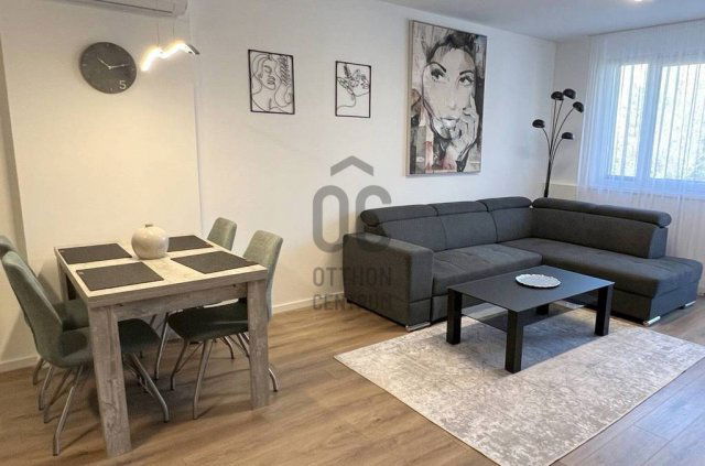 Kiadó téglalakás, albérlet, Tatán 310 E Ft / hó, 3 szobás