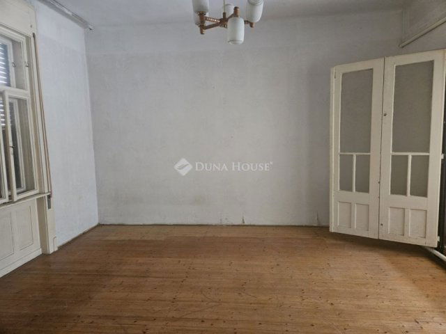 Eladó családi ház, Bicskén, Prohászka Ottokár utcában 62 M Ft