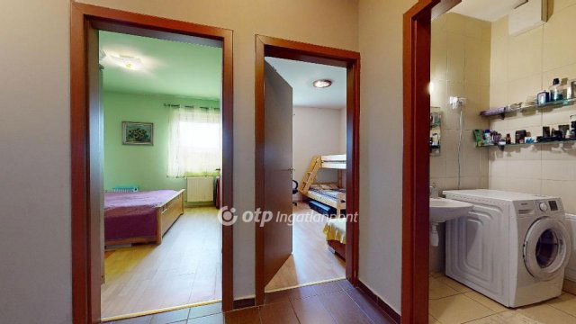 Eladó téglalakás, Miskolcon 59.9 M Ft, 3 szobás