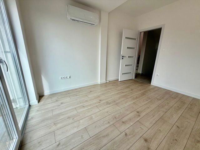 Eladó téglalakás, Pécsett, Jonatán közben 175 M Ft, 3 szobás
