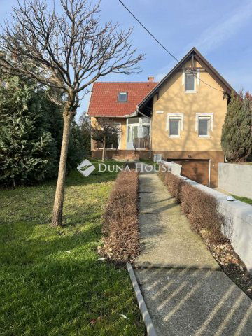 Eladó családi ház, Jászberényben 89.9 M Ft, 4 szobás