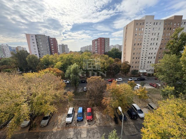 Eladó panellakás, Budapesten, III. kerületben 63.9 M Ft