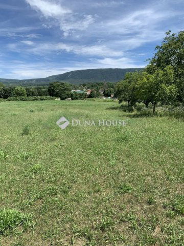 Eladó telek, Piliscséven, Viola utcában 23.5 M Ft