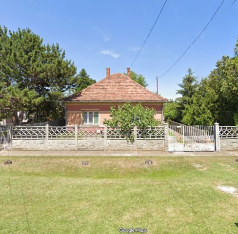 Eladó családi ház, Szigetcsépen 63 M Ft, 4 szobás