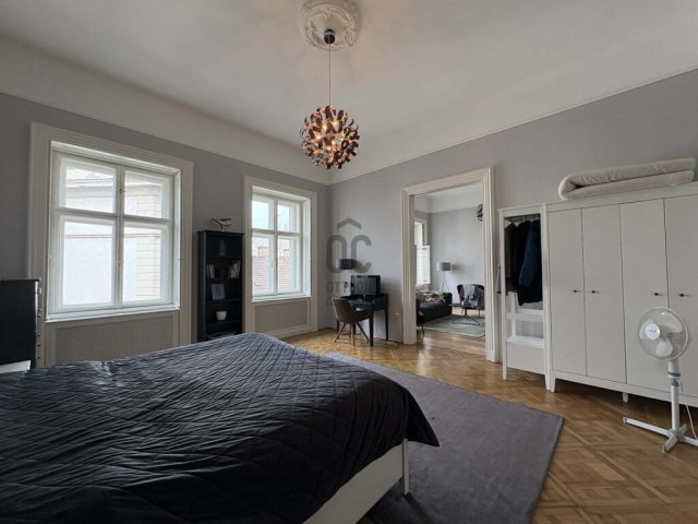 Eladó téglalakás, Budapesten, VI. kerületben 211.75 M Ft