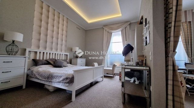 Eladó téglalakás, Budapesten, I. kerületben 114.9 M Ft, 2 szobás