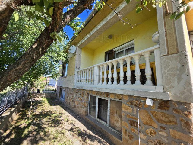 Eladó családi ház, Polgárdin 37 M Ft, 3 szobás