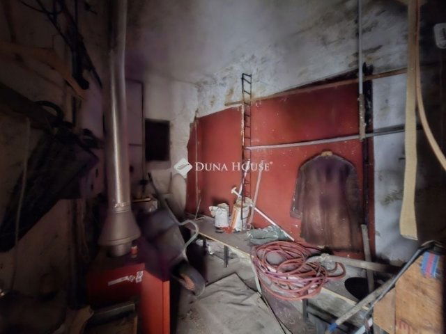 Eladó családi ház, Budapesten, XVIII. kerületben 68 M Ft