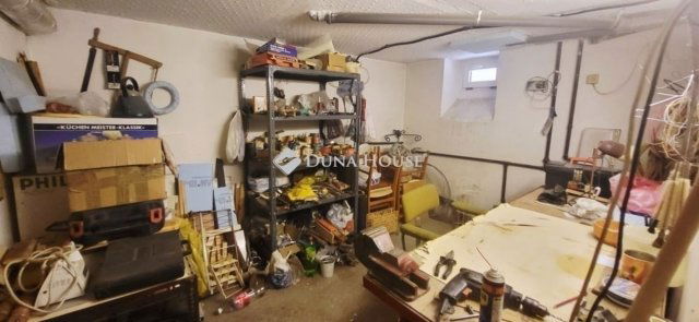 Eladó ikerház, Dunakeszin 116 M Ft, 2 szobás