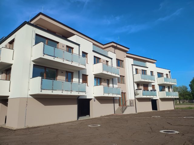 Eladó téglalakás, Székesfehérvárott, Tasnádi utcában 65 M Ft