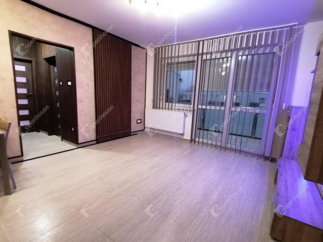 Eladó téglalakás, Vámosszabadin 76.9 M Ft, 3 szobás