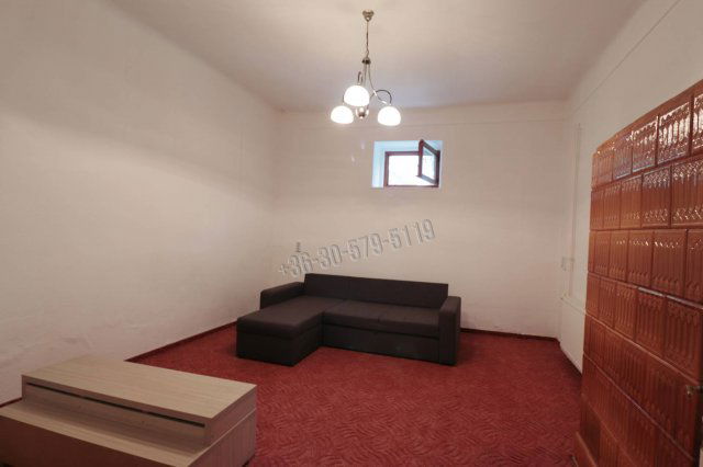 Eladó téglalakás, Orosházán, Ősz utcában 15 M Ft, 3 szobás