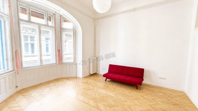 Eladó téglalakás, Budapesten, VI. kerületben 219 M Ft, 4 szobás