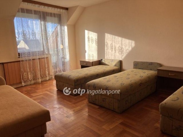 Eladó téglalakás, Nyíregyházán 64.9 M Ft, 2+2 szobás