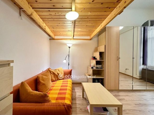 Eladó téglalakás, Budapesten, VIII. kerületben 44.9 M Ft