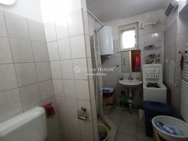 Eladó családi ház, Gyömrőn 92 M Ft, 5 szobás