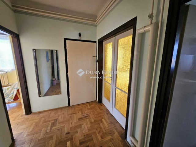 Eladó családi ház, Fóton 112 M Ft, 6 szobás