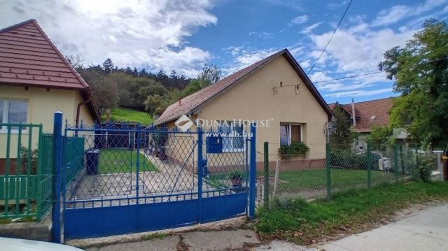 Eladó családi ház, Nagykovácsiban 120 M Ft, 5 szobás