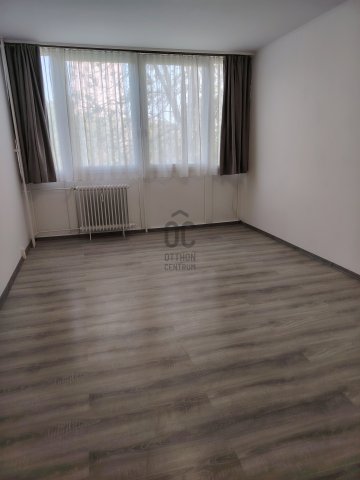 Kiadó téglalakás, albérlet, Szekszárdon, Mikes utcában