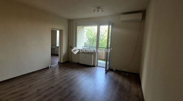 Eladó téglalakás, Budapesten, XIV. kerületben 70 M Ft, 2 szobás