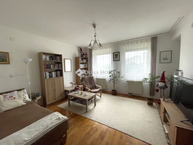 Eladó téglalakás, Budapesten, XI. kerületben 99.9 M Ft, 2 szobás