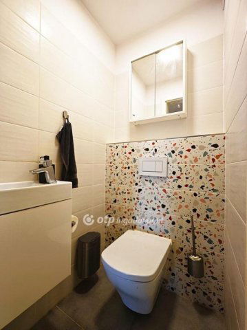 Eladó téglalakás, Dunakeszin 99.9 M Ft, 4 szobás